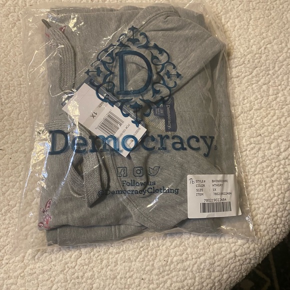 NWT Democracy Pull Over High Collar, Embroidery Front & Sleeve Gray Pink Purple - Picture 8 of 9